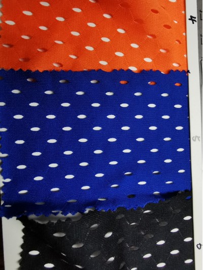 QS-NX-G062   運動布  145CM*100G   成分100%滌   1kg=6.5米   網布   超薄 運動布 45度照